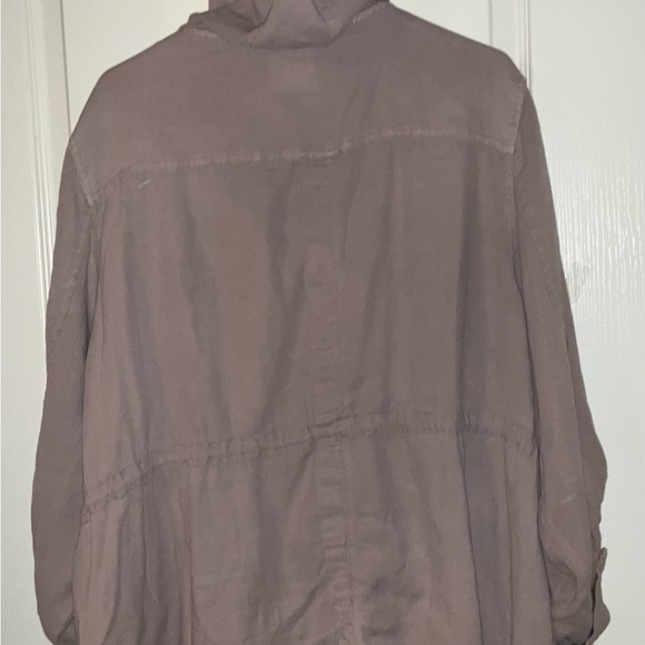 Jacket - Picture 12 of 13